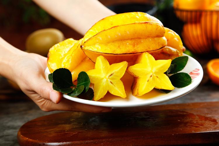 Mocbai10 code khuyến mãi có sự tham dự của Tiến sĩ Eric Kuan, hiệu trưởng trường Khuyenmaimb66 Việt Nam